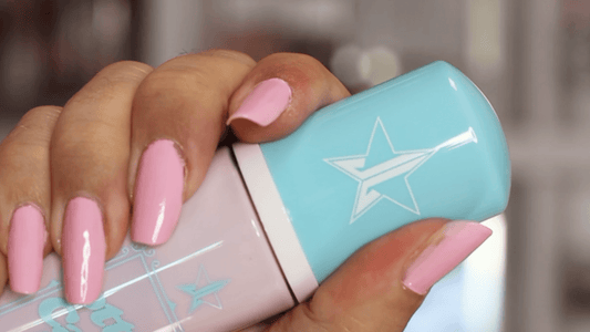 Jeffree Star Cotton Candy Primer: ¿Dulzura para tu Piel?