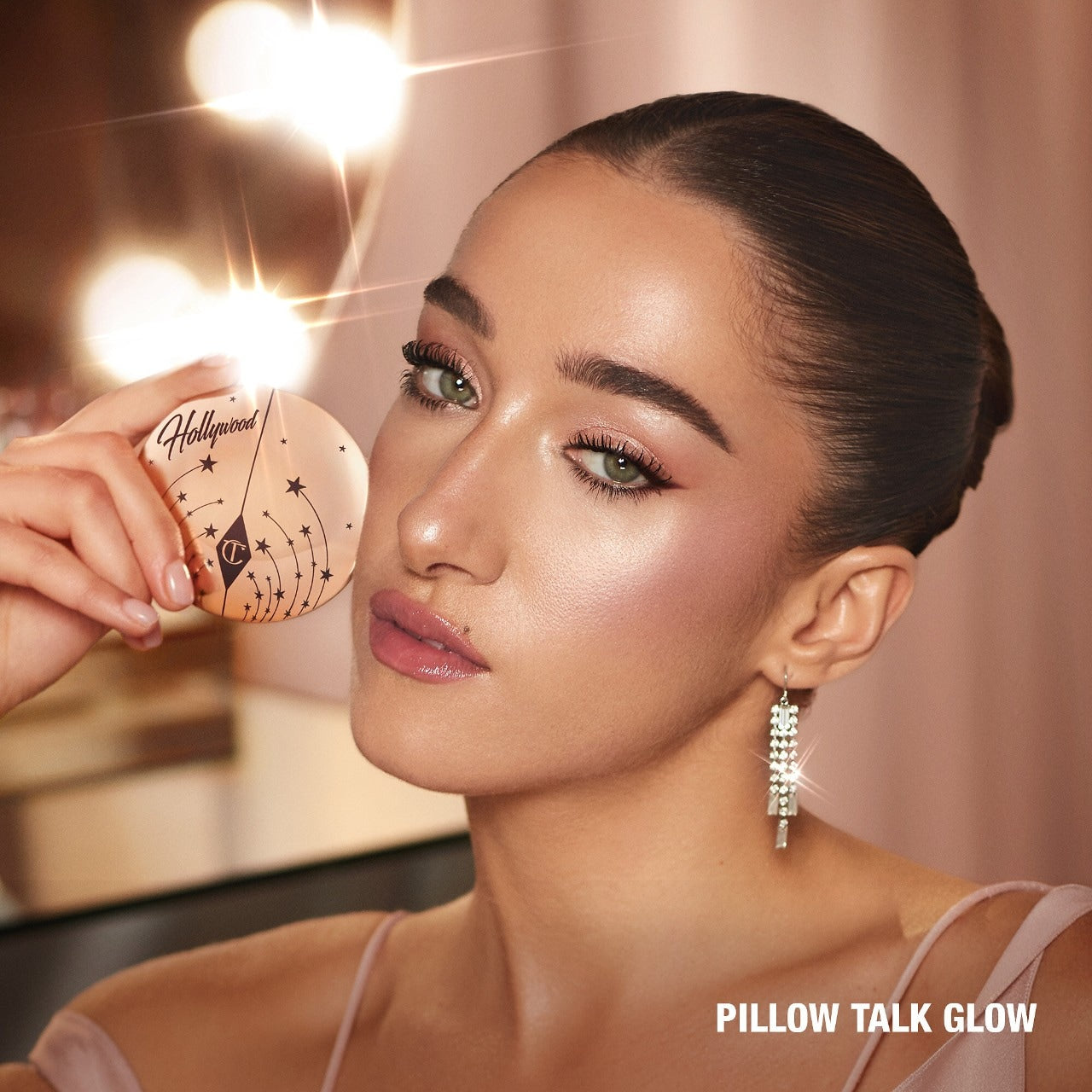 Iluminador - Glow Glide Face Architect Highlighter