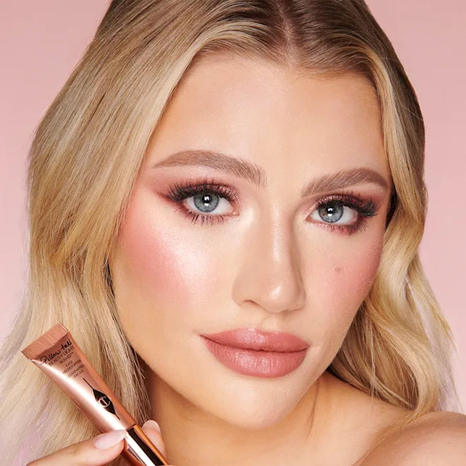 PILLOW TALK Iconic Blush and Glow Kit - Edición Limitada