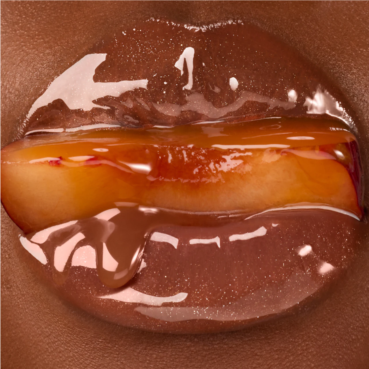 LIP OIL - Gisou Honey Infused Hydrating Lip Oil