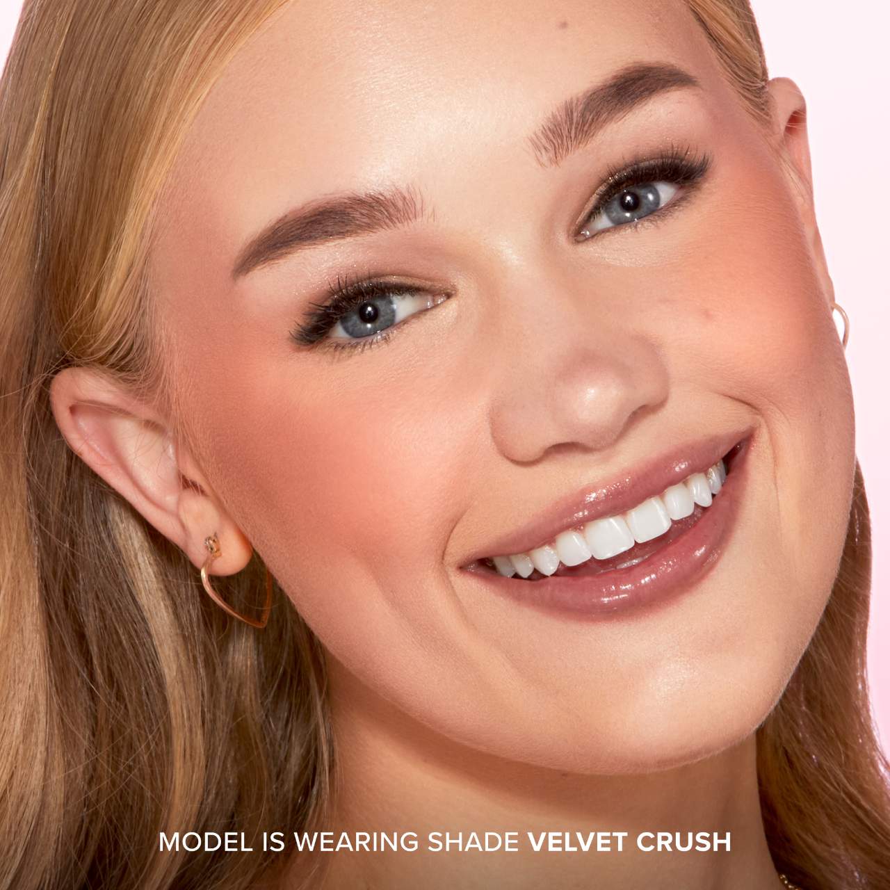 Rubor Compacto - Cloud Crush Blurring Powder Blush